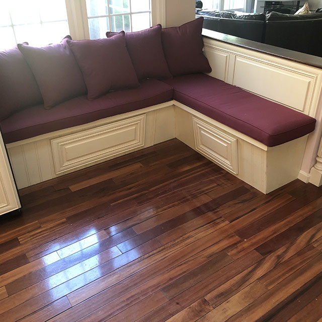 Kitchen banquette