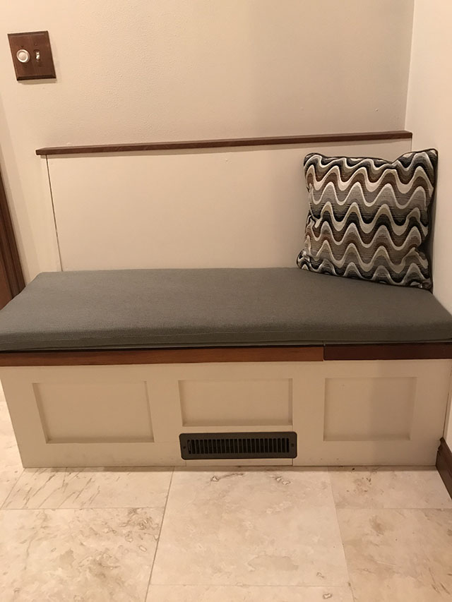 bankett and storage bench