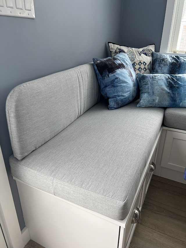 Boxed Granite Bench cushion with Granite Boxed Rounded Back.