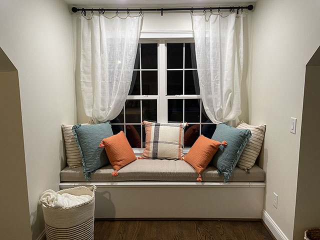 Custom Bench Cushion - Square Corners
DIMENSION- 88″ Wide x 22 Deep x 5 Thick
STRUCTURE- Waterfall Edge
FABRIC-	Sunbrella Heritage Papyrus (18006-0000)
FILLING- Polyurethane Foam
With Fiber Batting
TIES-No ties