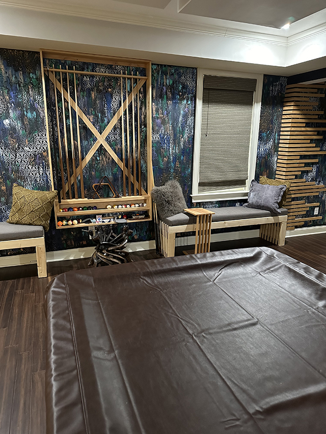 Boxed Edge, Bench Cushions, 3&Prime; thick, Sunbrella Mushroom (14067-0000), Polyurethane Foam With Fiber Batting